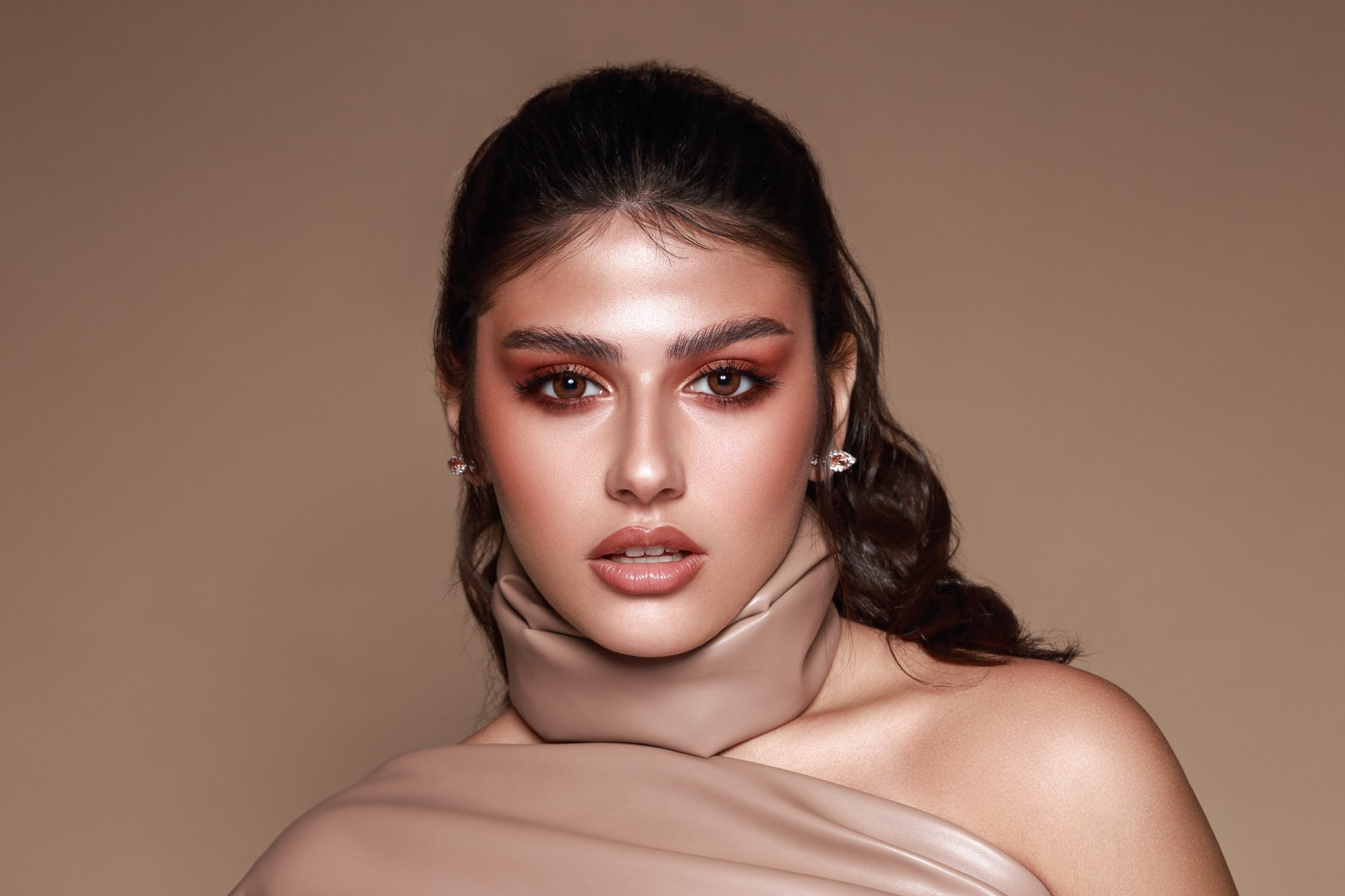 Cinnamon Brown Daring Eyes